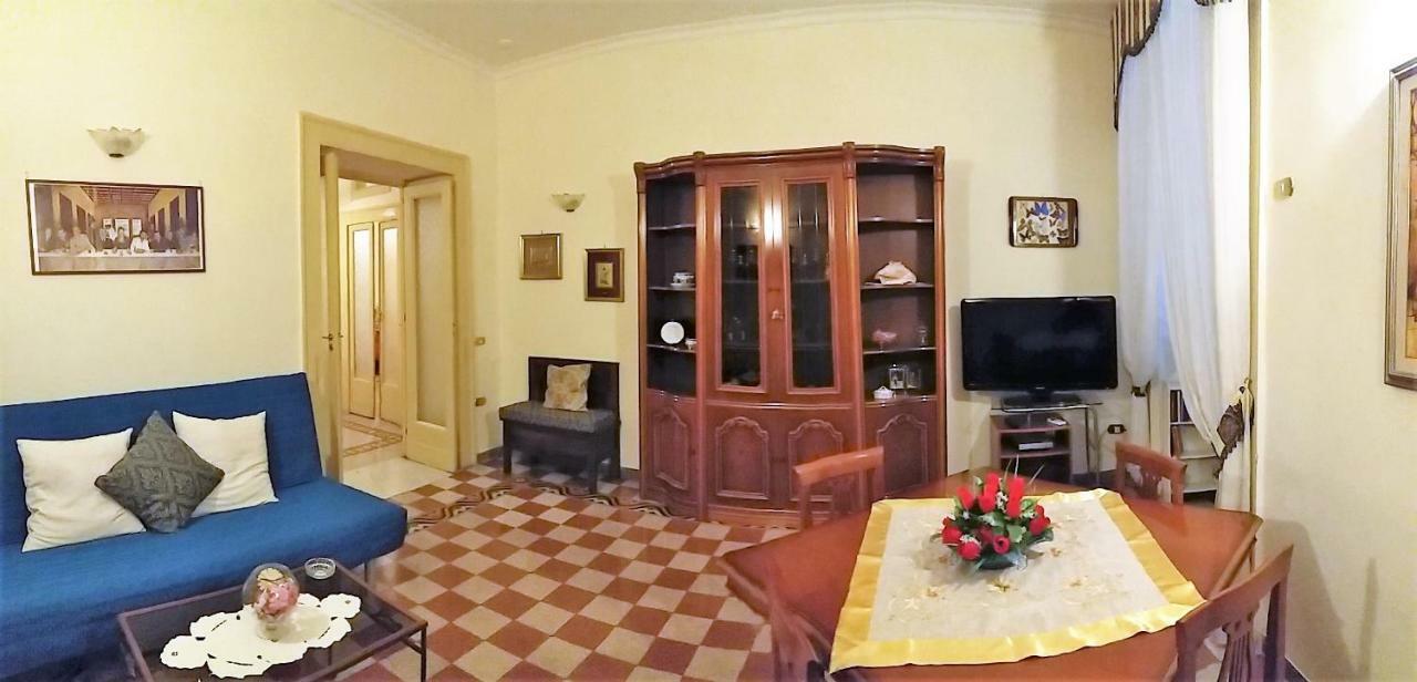 Appartement Casa Lillina A Toledo , Near Piazza Del Plebiscito à Naples Extérieur photo