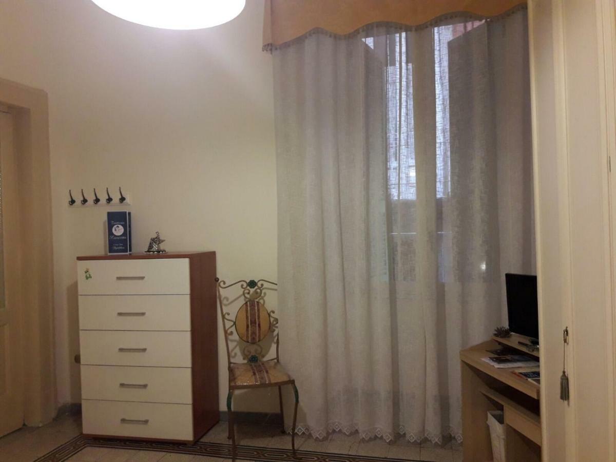 Appartement Casa Lillina A Toledo , Near Piazza Del Plebiscito à Naples Extérieur photo