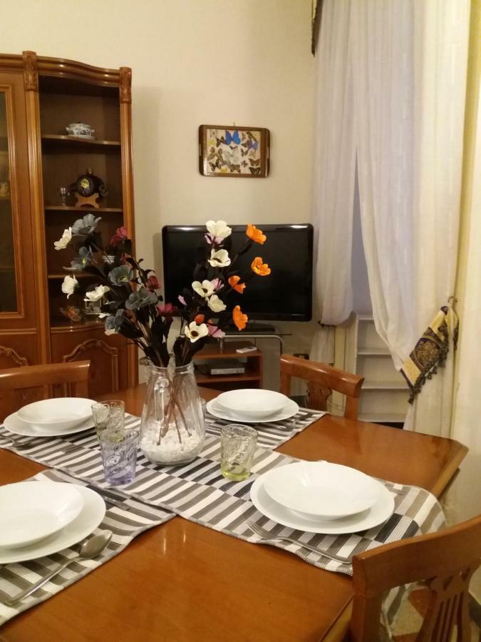 Appartement Casa Lillina A Toledo , Near Piazza Del Plebiscito à Naples Extérieur photo