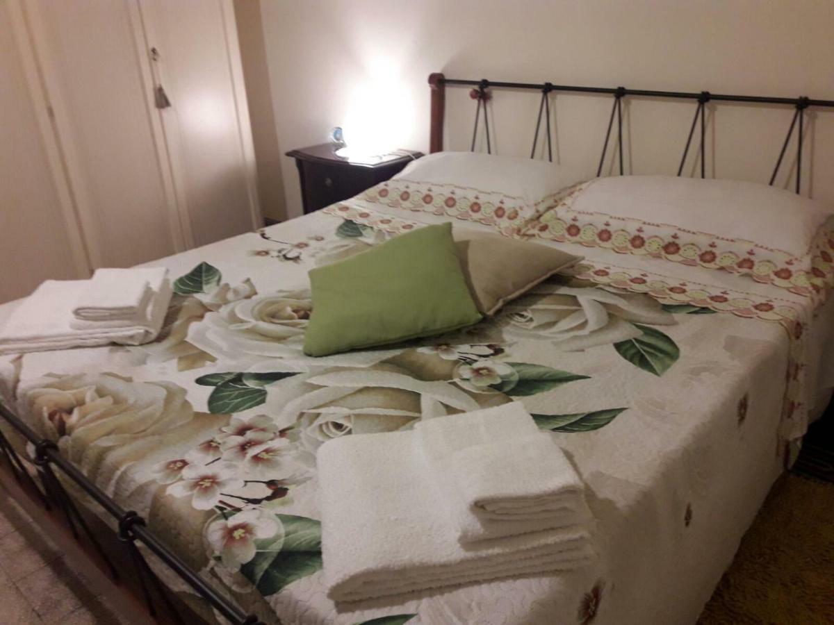 Appartement Casa Lillina A Toledo , Near Piazza Del Plebiscito à Naples Extérieur photo